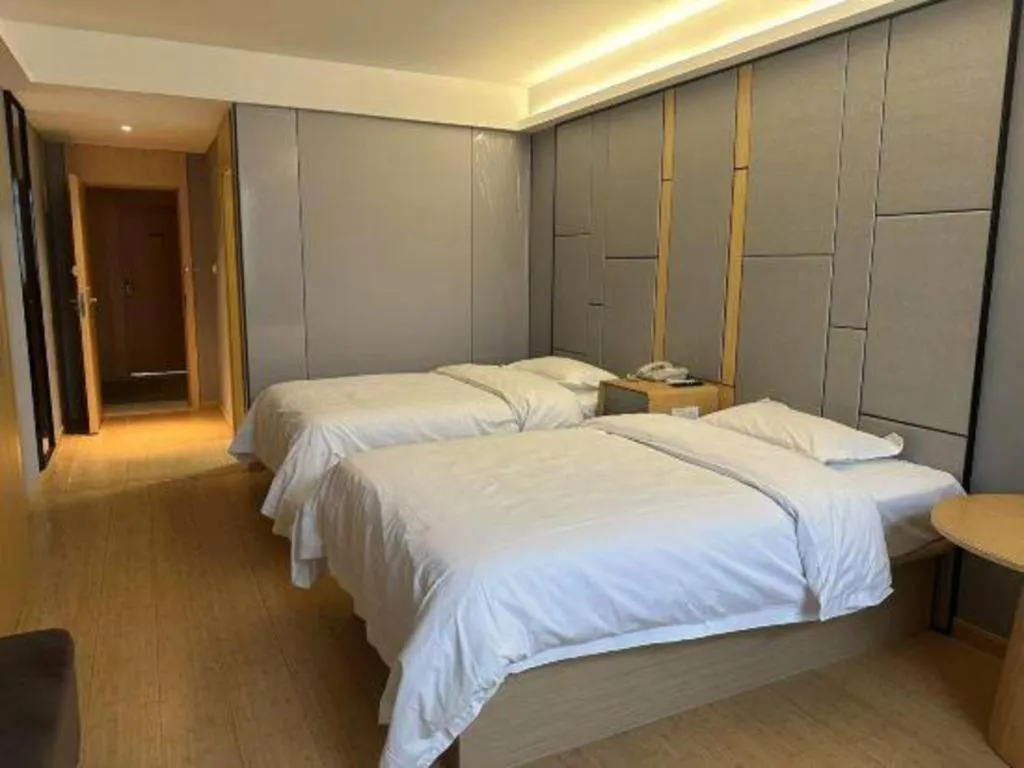 Bed in Greentree Inn Shanghai Middle Xinfu Road Huazhi Road Business Hotel