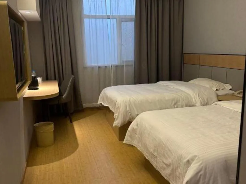 Bed in Greentree Inn Shanghai Middle Xinfu Road Huazhi Road Business Hotel