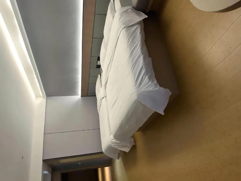 Bed in Greentree Inn Shanghai Middle Xinfu Road Huazhi Road Business Hotel