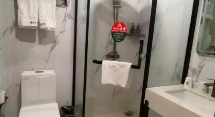 GreenTree Inn Shanghai Songjiang WanDa Plaza RonGMEi Road Express Hotel