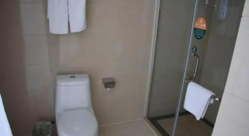 GreenTree Inn Shanghai Songjiang WanDa Plaza RonGMEi Road Express Hotel