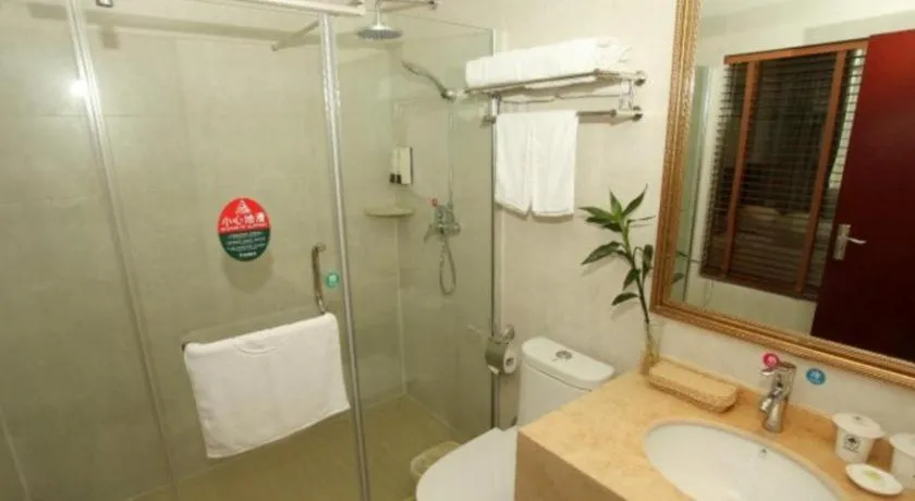 GreenTree Inn Shanghai Songjiang WanDa Plaza RonGMEi Road Express Hotel