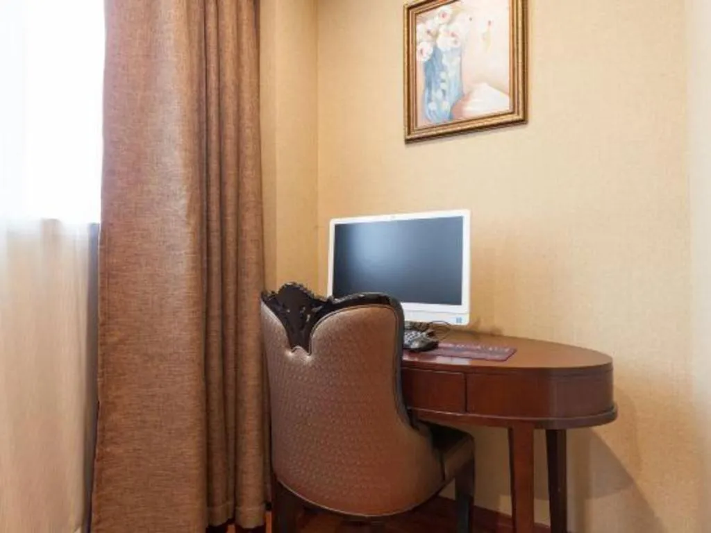 GreenTree Inn Shanghai Songjiang WanDa Plaza RonGMEi Road Express Hotel