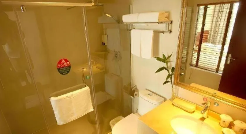 GreenTree Inn Shanghai Songjiang WanDa Plaza RonGMEi Road Express Hotel