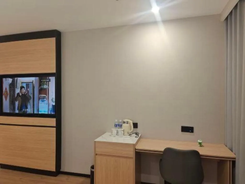 GreenTree Inn Shanghai Songjiang WanDa Plaza RonGMEi Road Express Hotel