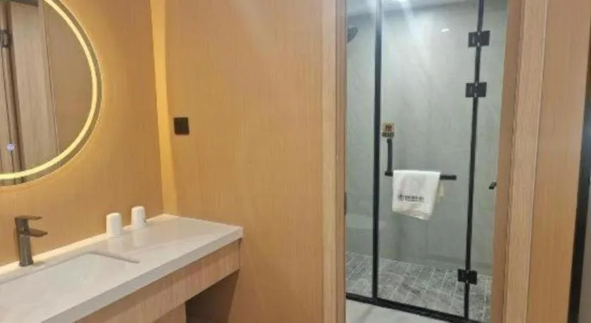 GreenTree Inn Shanghai Songjiang WanDa Plaza RonGMEi Road Express Hotel