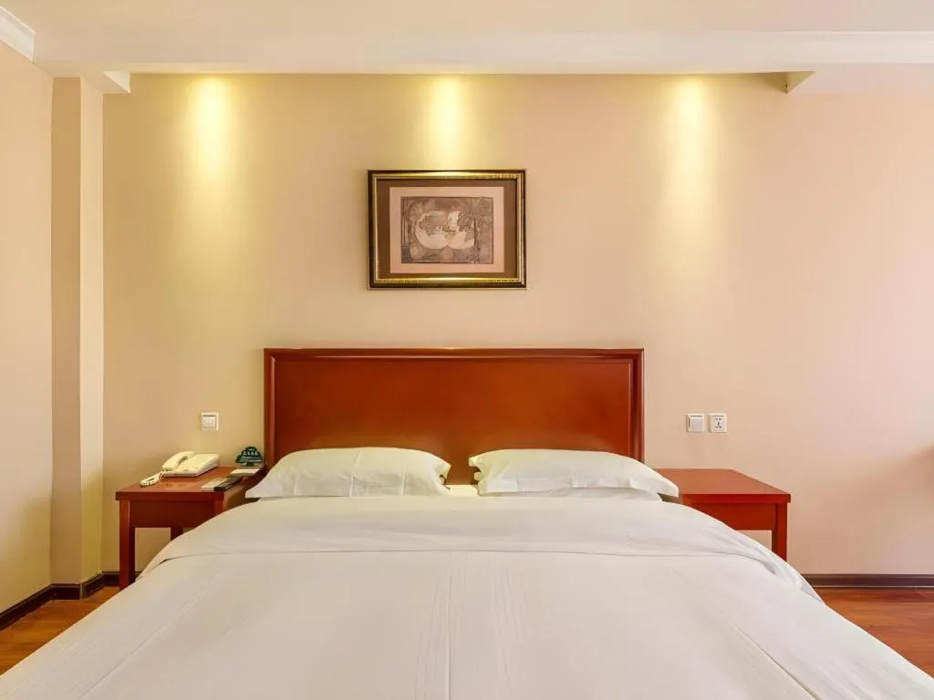 Bed in GreenTree Inn Xuzhou High Speed Railway Zhangqian Square Business Hotel