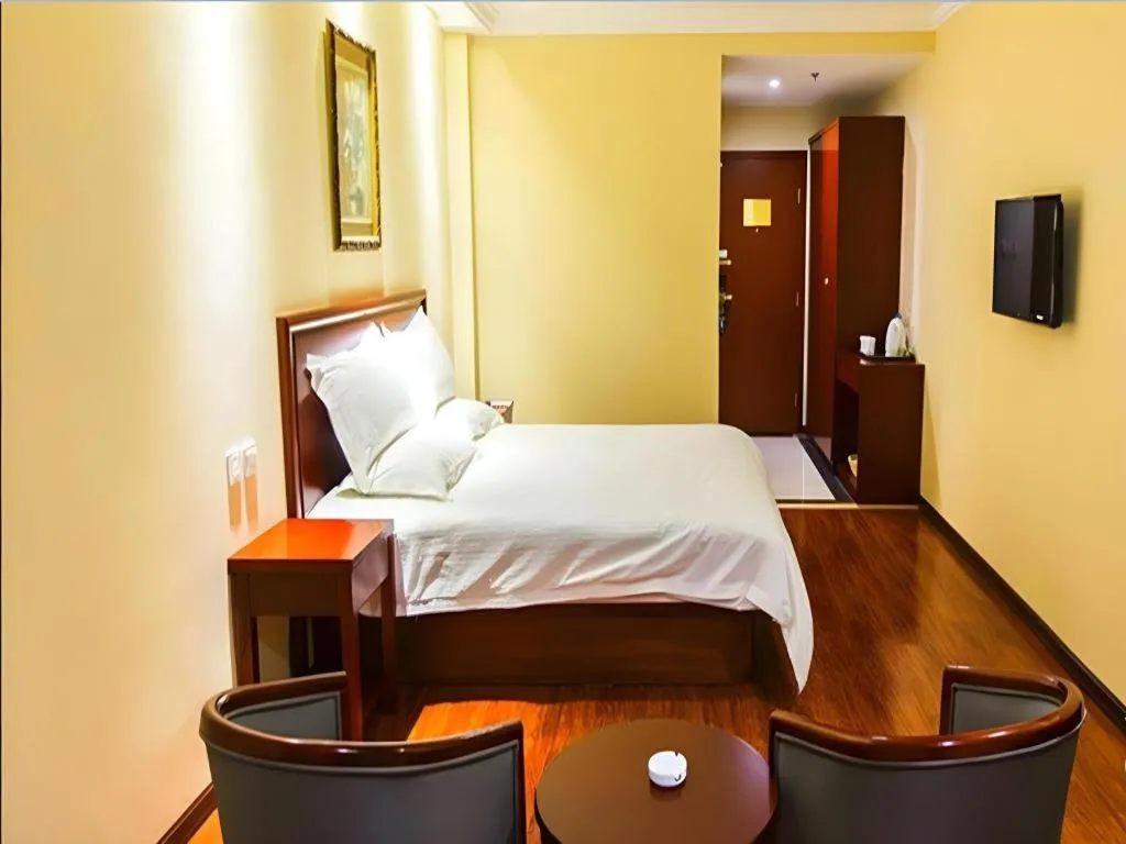 Bed in GreenTree Inn Xuzhou High Speed Railway Zhangqian Square Business Hotel