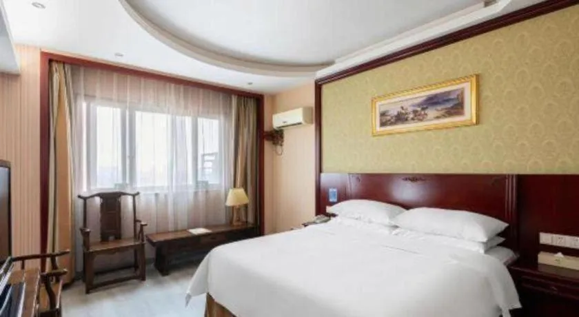 Bed in Vienna Hotel Yangzhou Yangzhou Slender West Lake Wenchangge