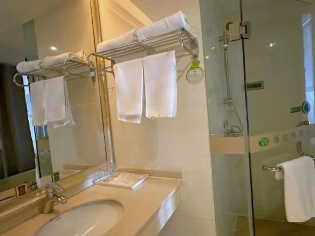 Vienna Hotel Yangzhou Yangzhou Slender West Lake Wenchangge