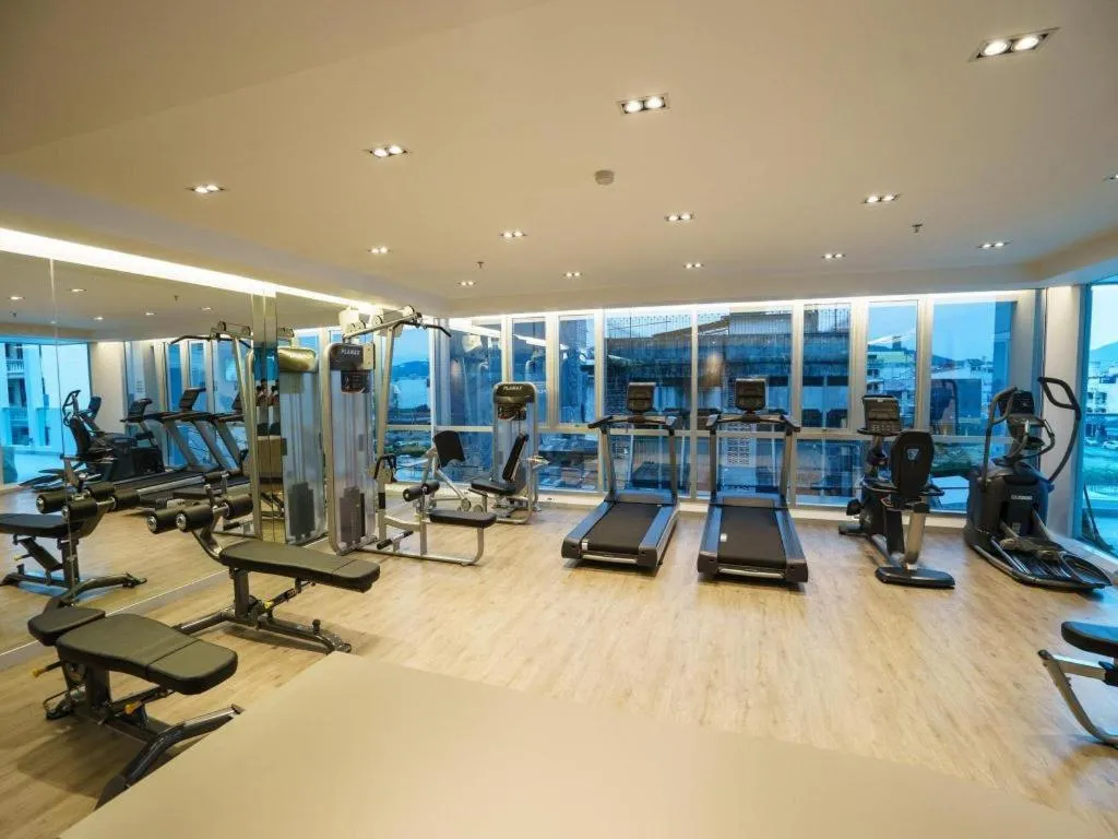 New Season Square Hotel