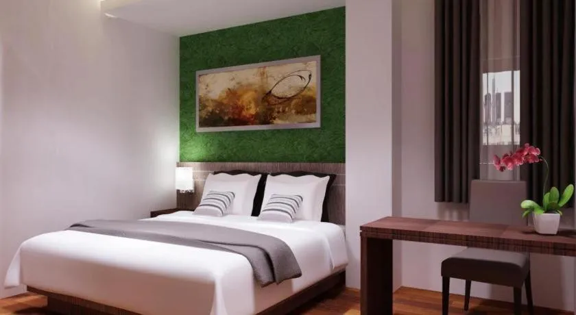 Bed in Neotel Hotel City Centre