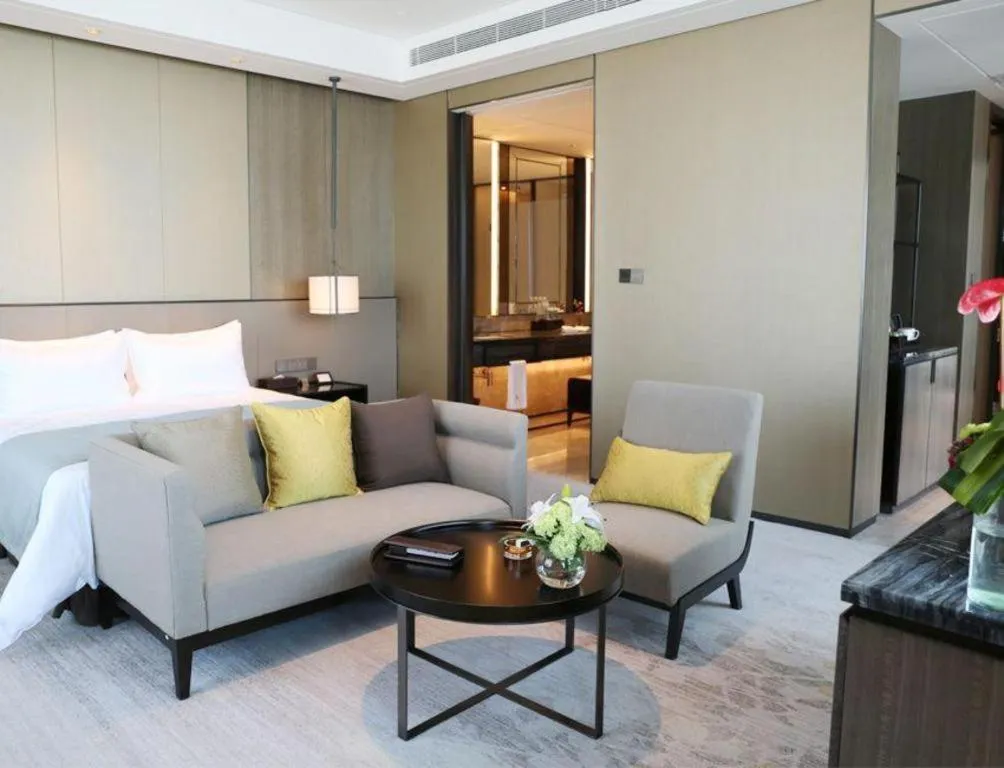 Golden Eagle Summit Hotel Kunshan