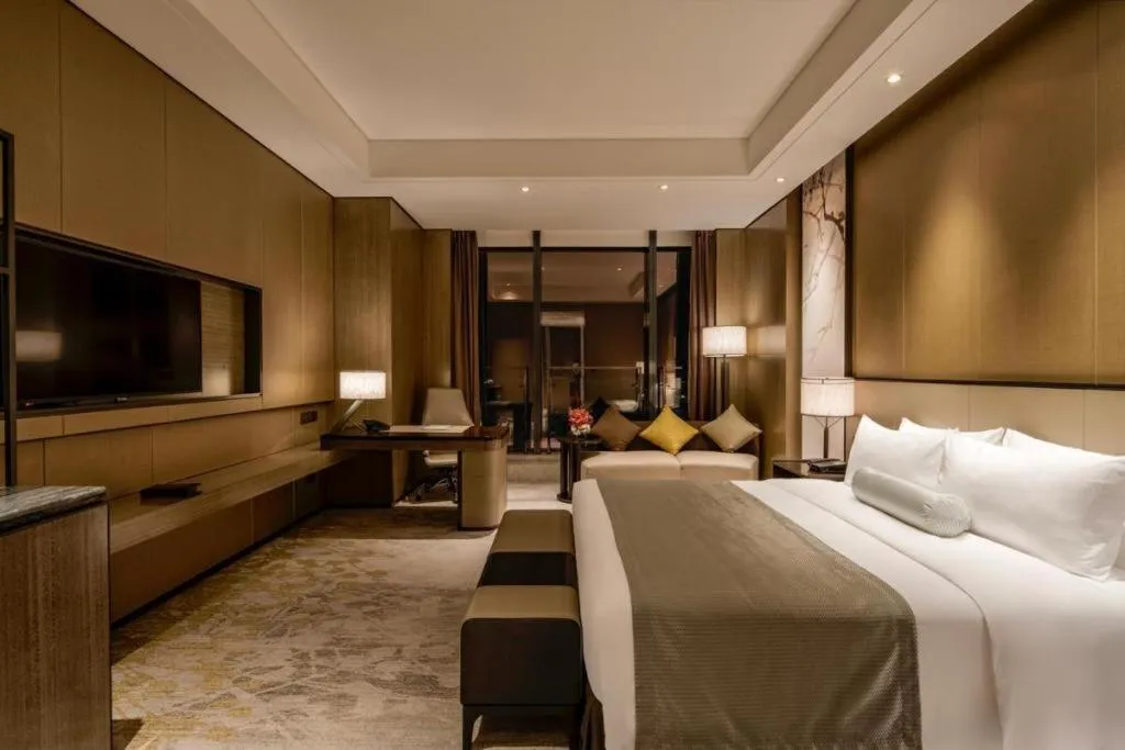 Bed in Golden Eagle Summit Hotel Kunshan