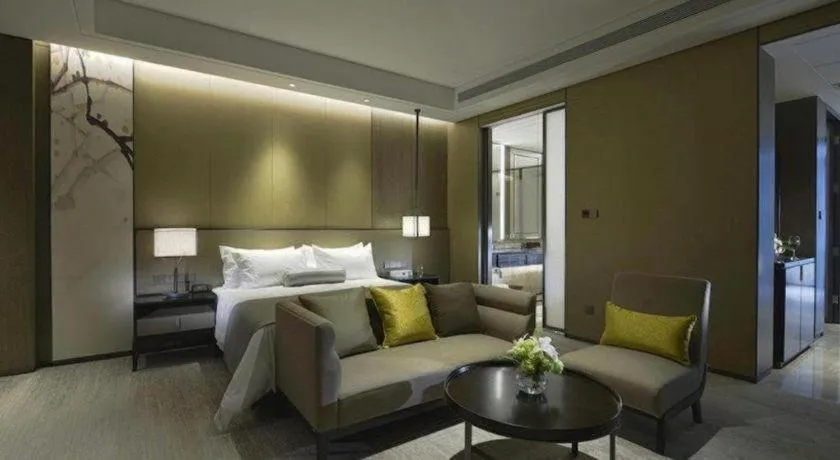 Bed in Golden Eagle Summit Hotel Kunshan