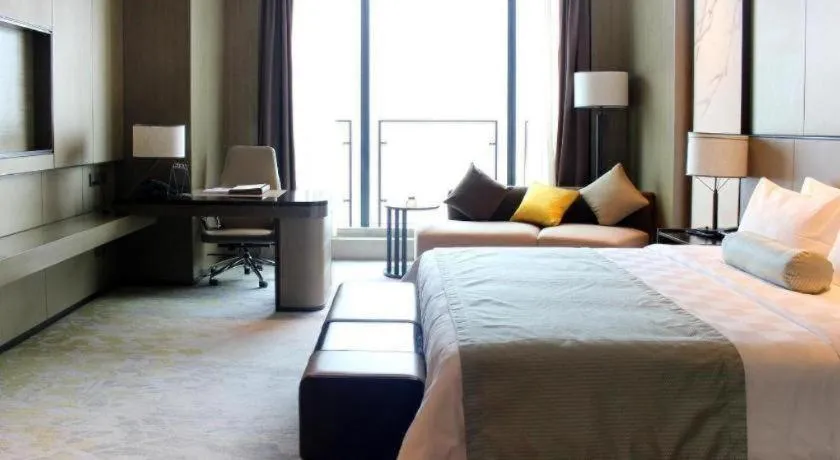 Bed in Golden Eagle Summit Hotel Kunshan