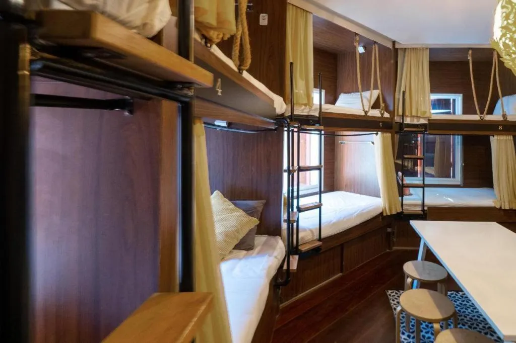 Bed in OYO 895 The Onion Hostel