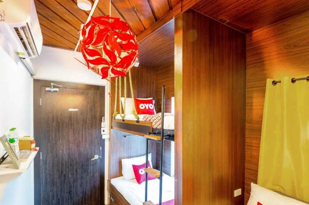 OYO 895 The Onion Hostel