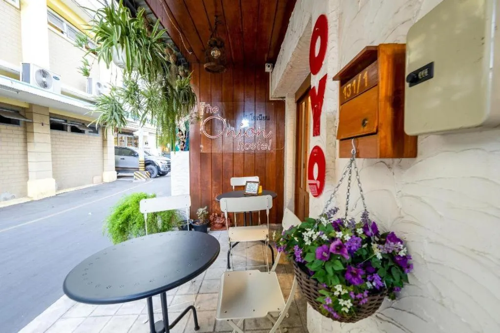 OYO 895 The Onion Hostel