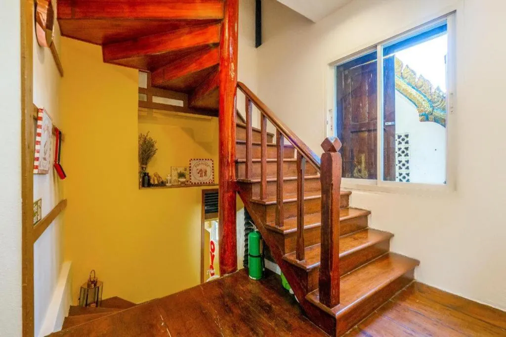 OYO 895 The Onion Hostel