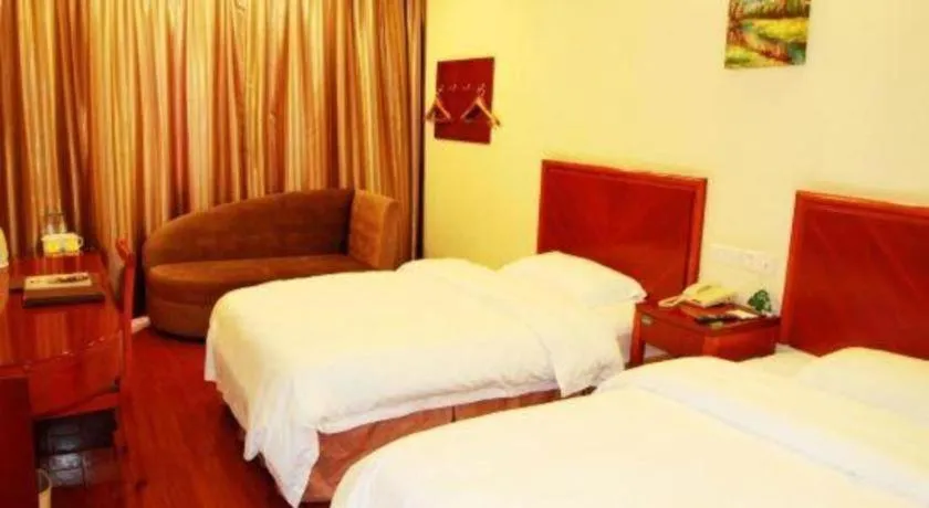 Bed in GreenTree Inn Hefei Huangshan Road Business Hotel