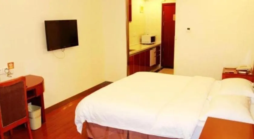 Bed in GreenTree Inn Hefei Huangshan Road Business Hotel