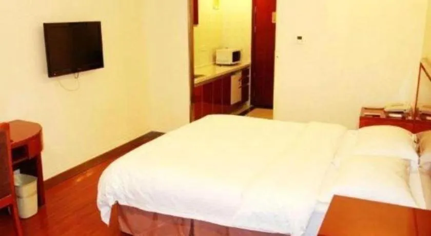 Bed in GreenTree Inn Hefei Huangshan Road Business Hotel