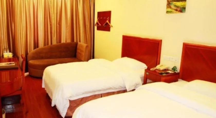 Bed in GreenTree Inn Hefei Huangshan Road Business Hotel