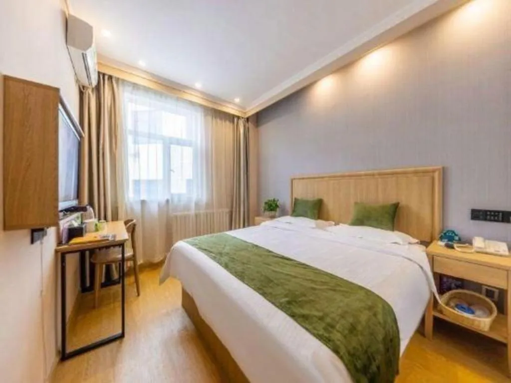 Bed in GreenTree Inn Lanzhou Gongjiawan Yangjiaqiao Express Hotel