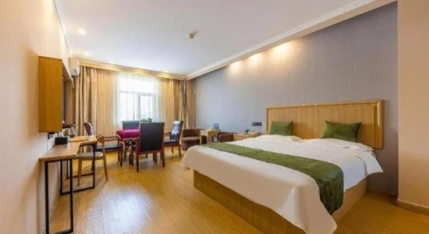 Bed in GreenTree Inn Lanzhou Gongjiawan Yangjiaqiao Express Hotel
