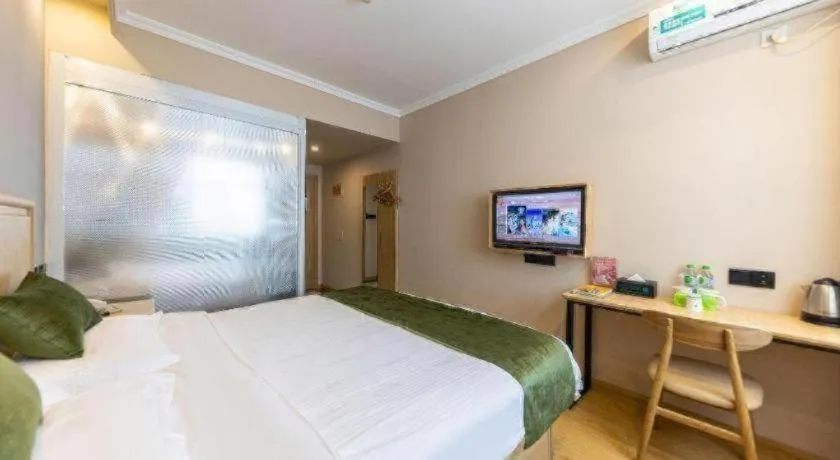 Bed in GreenTree Inn Lanzhou Gongjiawan Yangjiaqiao Express Hotel