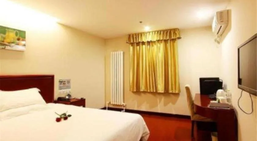 Bed in GreenTree Inn Lanzhou Gongjiawan Yangjiaqiao Express Hotel