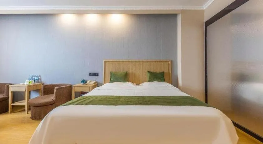 Bed in GreenTree Inn Lanzhou Gongjiawan Yangjiaqiao Express Hotel
