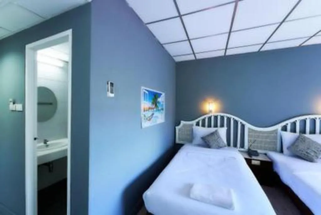 Bed in Nora Bukit Hotel