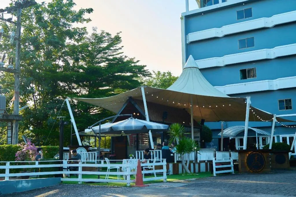 Nora Bukit Hotel