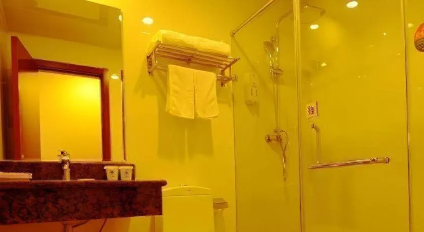 GreenTree Inn Qinhuangdao Peace Avenue Express Hotel