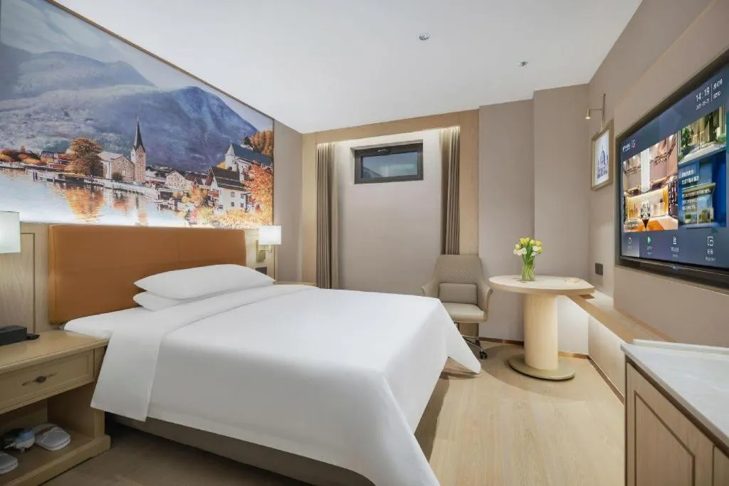 Bed in Vienna Classic Hotel Suzhou Likou Furniture Market Metro Station