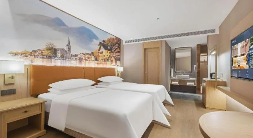 Bed in Vienna Classic Hotel Suzhou Likou Furniture Market Metro Station