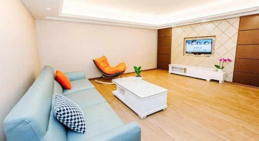 Vienna Hotel Yangzhou Outlets Plaza He Garden