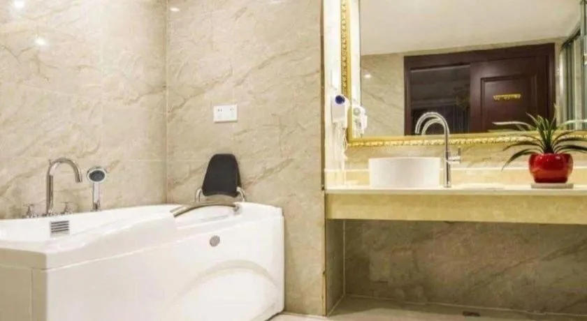 Vienna Hotel Yangzhou Outlets Plaza He Garden