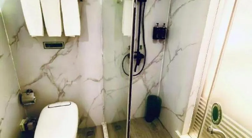 Vienna Hotel Yangzhou Outlets Plaza He Garden