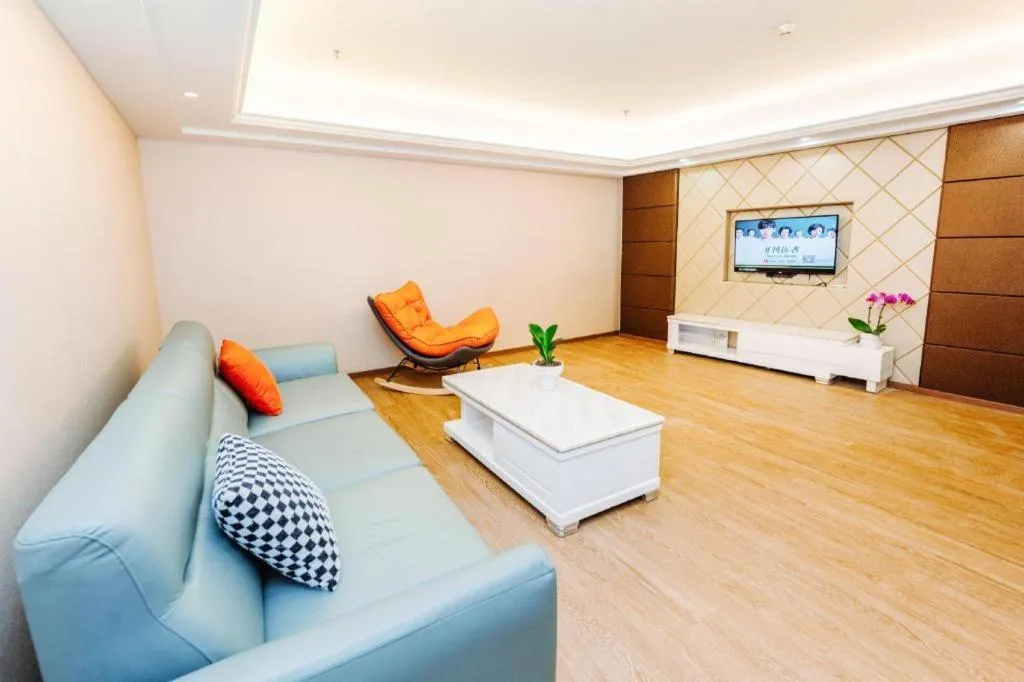 Vienna Hotel Yangzhou Outlets Plaza He Garden