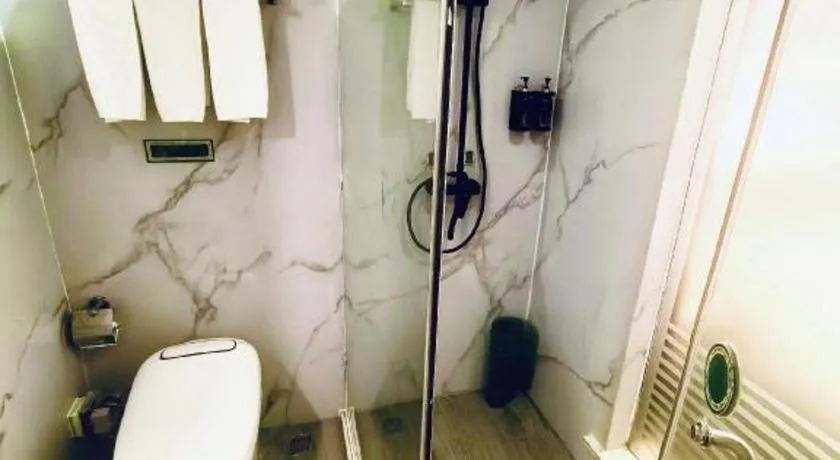 Vienna Hotel Yangzhou Outlets Plaza He Garden