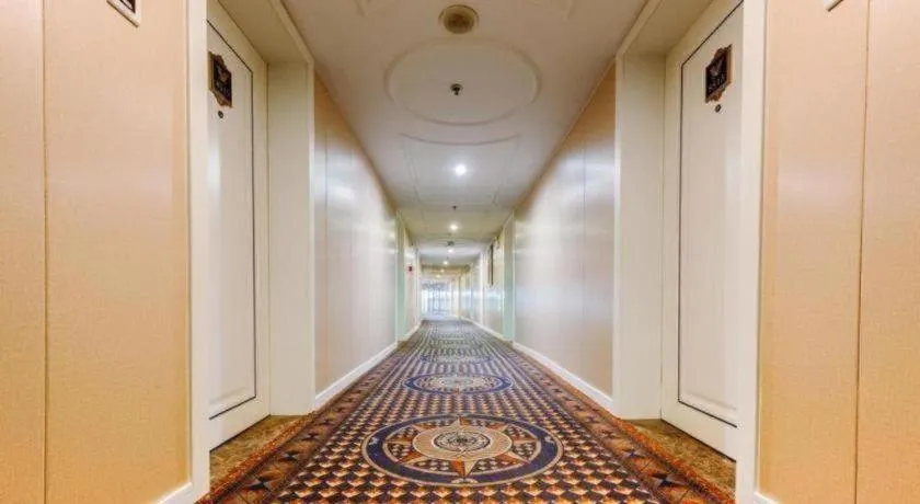 Vienna Hotel Yangzhou Outlets Plaza He Garden