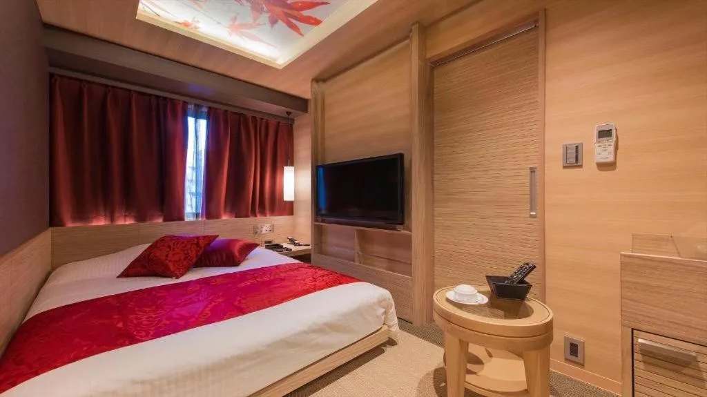 Bed in Hotel Ann Tsukiji