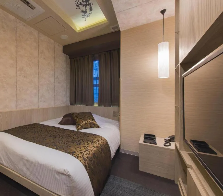 Bed in Hotel Ann Tsukiji