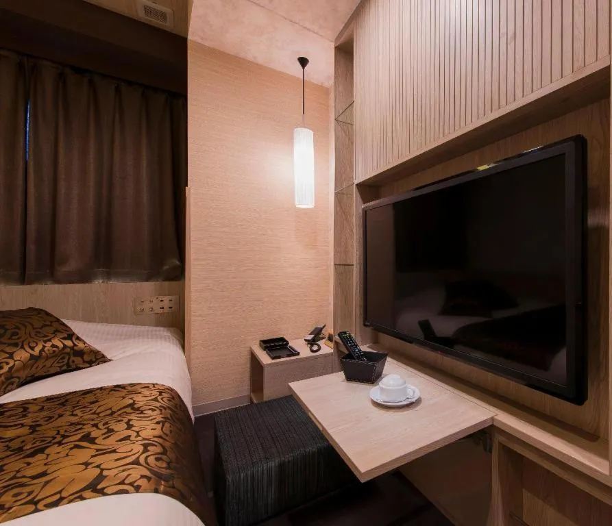 Bed in Hotel Ann Tsukiji