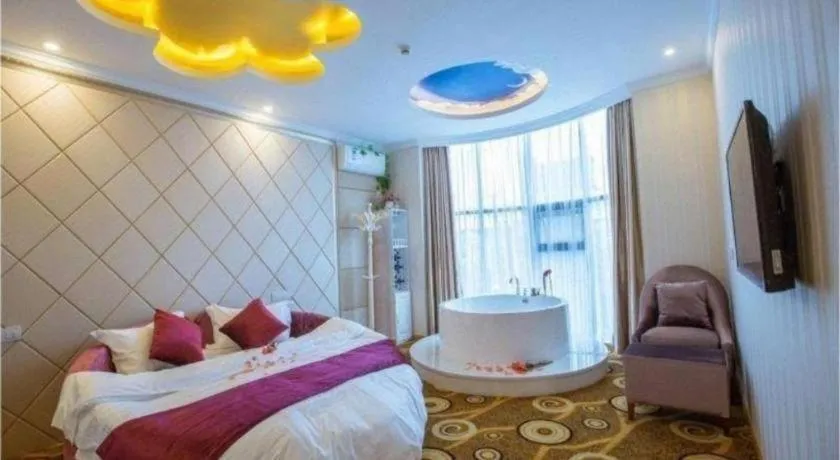 Bed in GreenTree Inn Wuxi Donggang Town Donghutang Shell Hotel