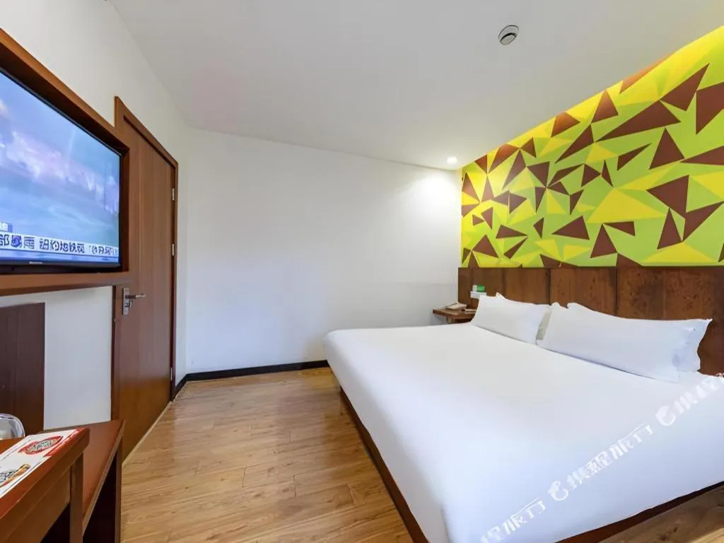 Bed in Vatica Shanghai Pudong Dishui Lake Branch