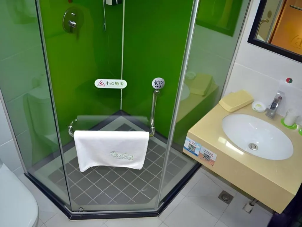 Vatica Shanghai Pudong Dishui Lake Branch